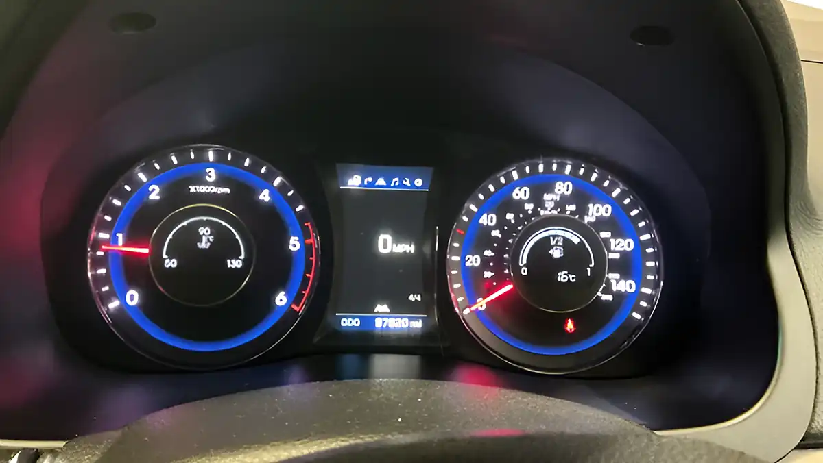 Used 2017 Hyundai I40 Tr Prem White - Interior and Exterior details 10
