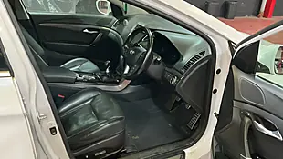 Used 2017 Hyundai I40 Tr Prem White - Interior and Exterior details 5
