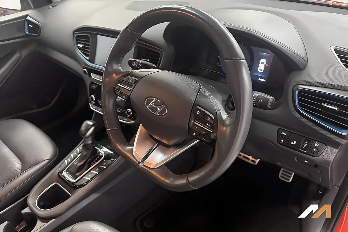 Used 2017 Hyundai Ioniq Premium Se Phoenix Orange - Interior and Exterior details 16