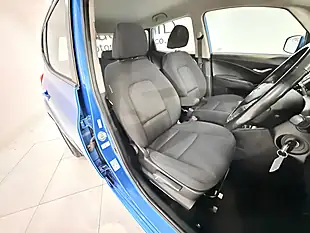 Used 2017 Hyundai Ix20 Se Blue - Interior and Exterior details 11