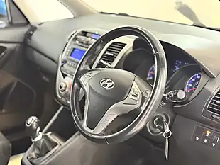 Used 2017 Hyundai Ix20 Se Blue - Interior and Exterior details 18