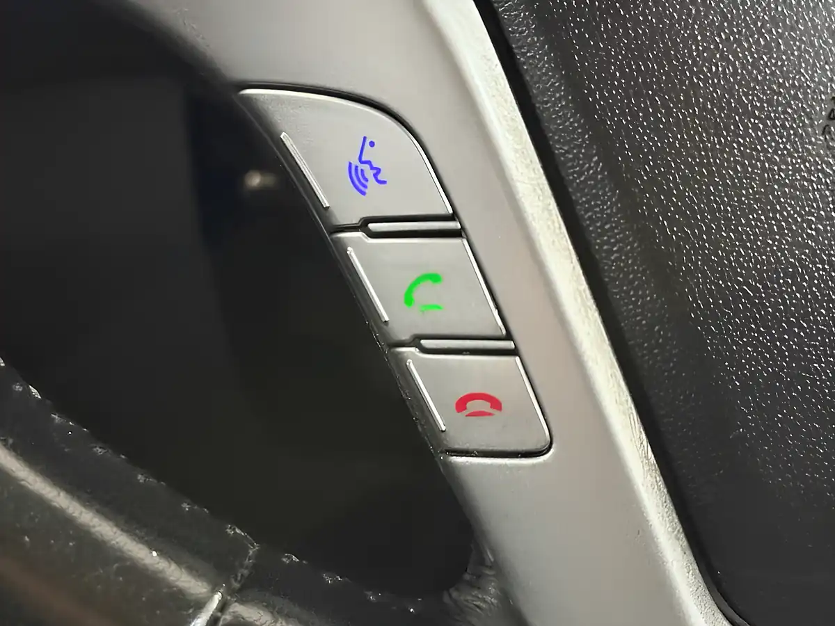 Used 2017 Hyundai Ix20 Se Blue - Interior and Exterior details 19