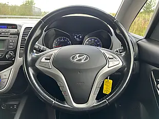 Used 2017 Hyundai Ix20 Se Blue - Interior and Exterior details 11