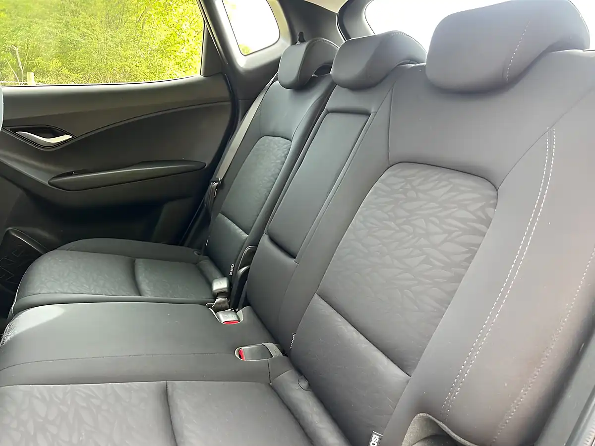 Used 2017 Hyundai Ix20 Se Blue - Interior and Exterior details 18
