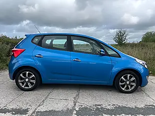 Used 2017 Hyundai Ix20 Se Blue - Interior and Exterior details 2