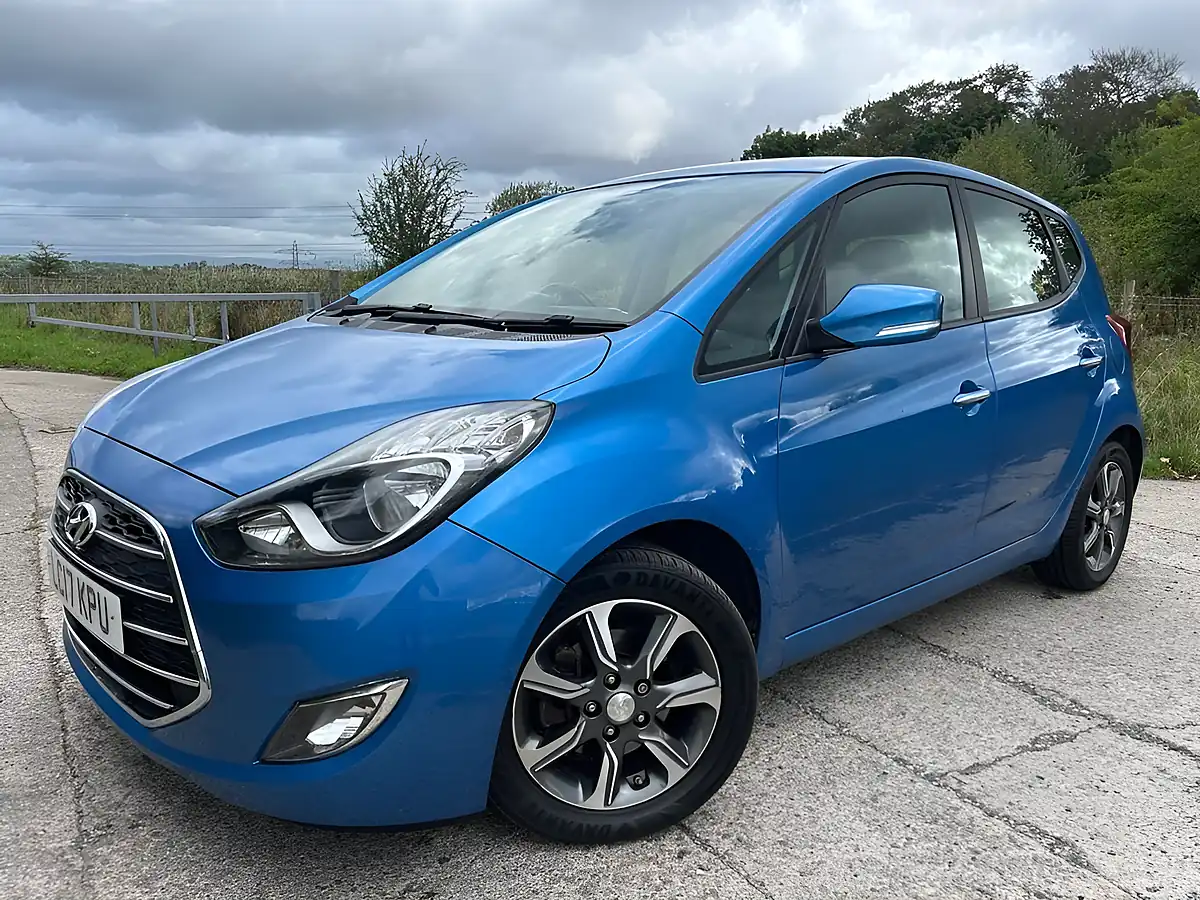 Used 2017 Hyundai Ix20 Se Blue - Interior and Exterior details 4