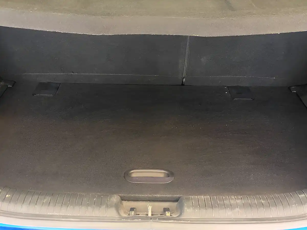 Used 2017 Hyundai Ix20 Se Blue - Interior and Exterior details 16