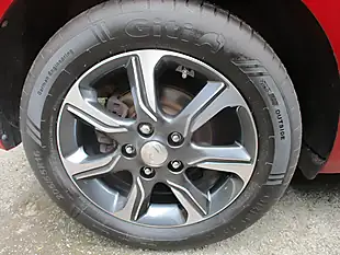Used 2017 Hyundai ix20 Se Fiery Red - Interior and Exterior details 15