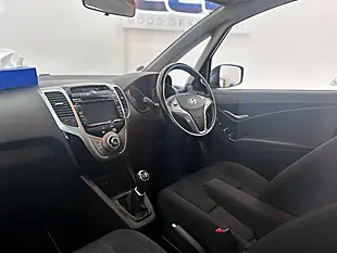 Used 2017 Hyundai Ix20 Se Nav Grey - Interior and Exterior details 2