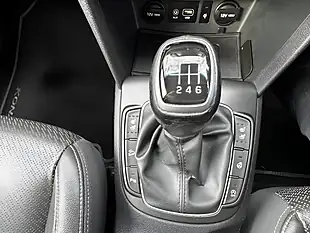Used 2017 Hyundai Kona Premium Se Lake Silver - Interior and Exterior details 16