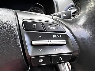 Used 2017 Hyundai Kona Premium Se Lake Silver - Interior and Exterior details 18