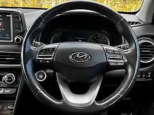 Used 2017 Hyundai Kona Premium Se Lake Silver - Interior and Exterior details 4