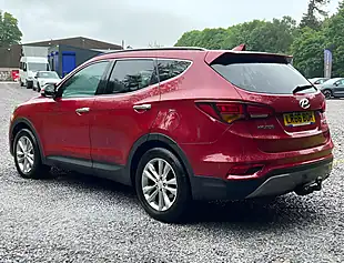 Used 2017 Hyundai Santa Fe Premium Blue Drive Red Merlot - Interior and Exterior details 5