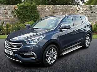 Used 2017 Hyundai Santa Fe Premium Se Blue - Interior and Exterior details 4