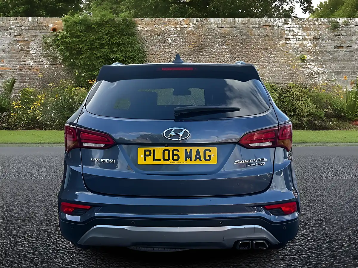 Used 2017 Hyundai Santa Fe Premium Se Blue - Interior and Exterior details 6