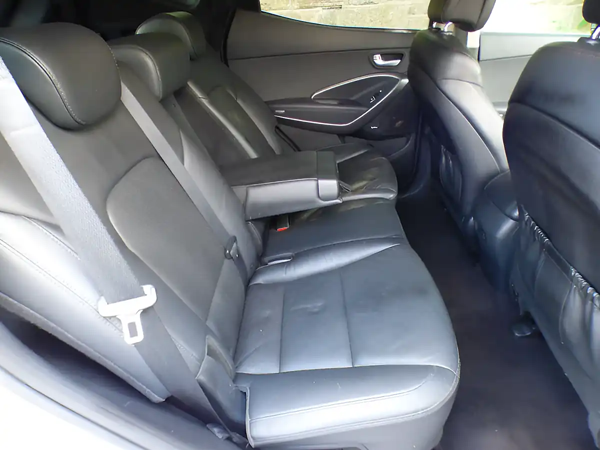 Used 2017 Hyundai Santa Fe Premium White - Interior and Exterior details 15