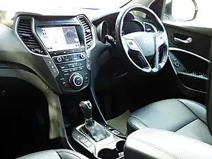 Used 2017 Hyundai Santa Fe Premium White - Interior and Exterior details 3
