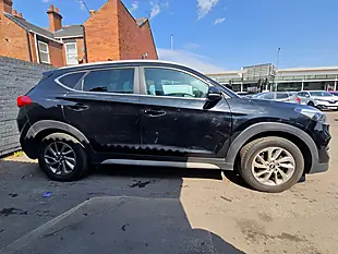 Used 2017 Hyundai Tucson Blue Drive Premium Black - Interior and Exterior details 7