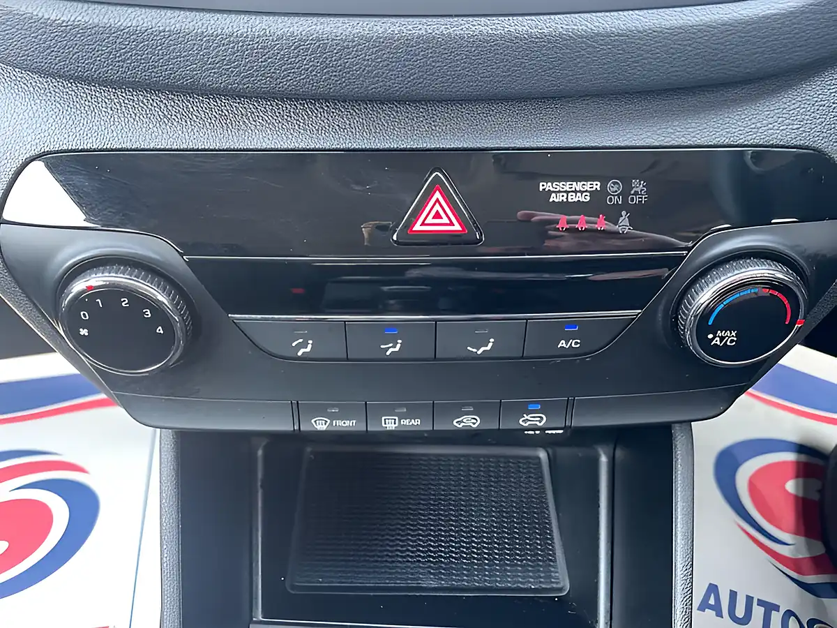 Used 2017 Hyundai Tucson Blue Drive S Blue - Interior and Exterior details 14
