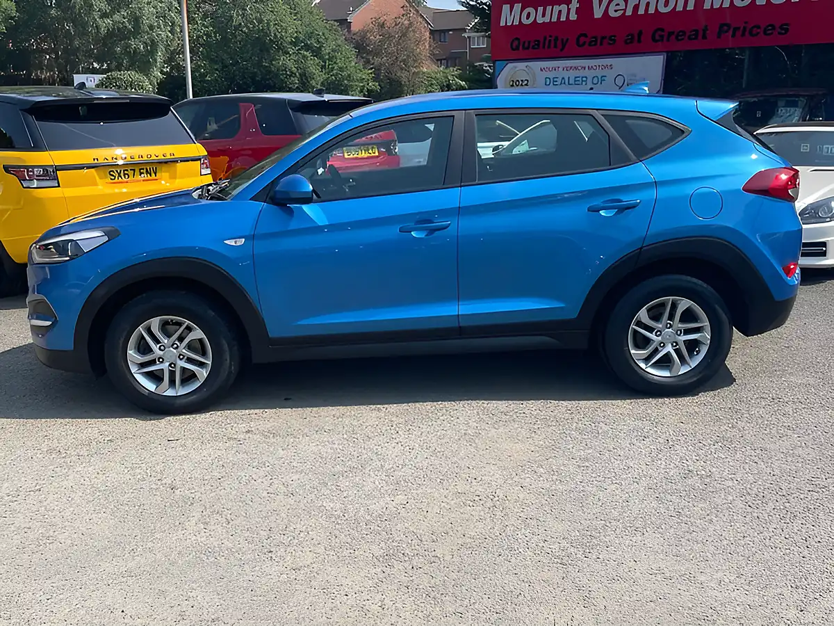 Used 2017 Hyundai Tucson Blue Drive S Blue - Interior and Exterior details 3