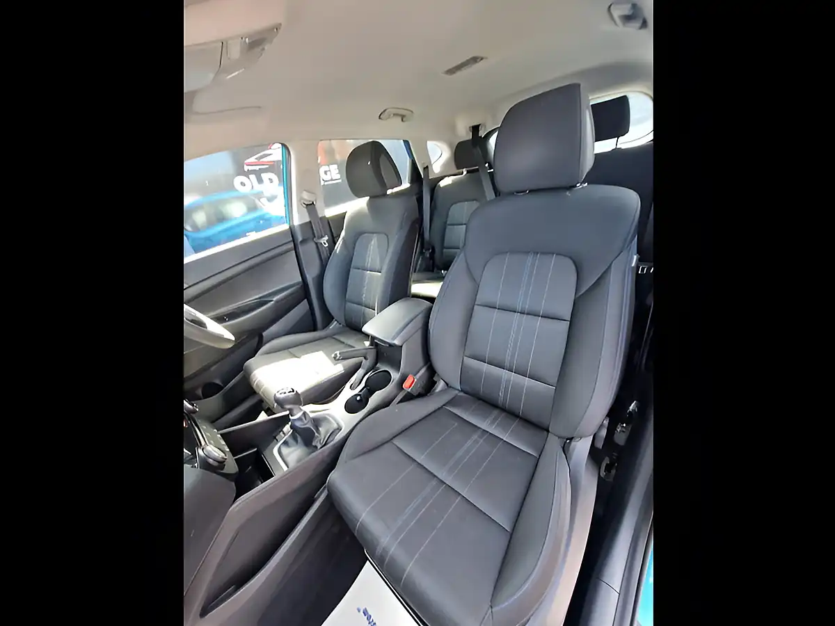 Used 2017 Hyundai Tucson Blue Drive S Blue - Interior and Exterior details 16