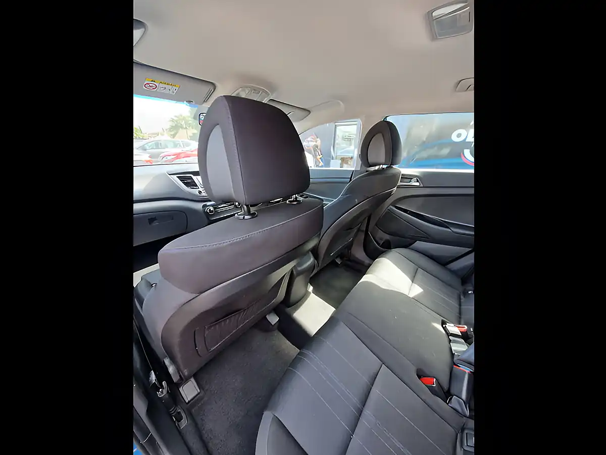 Used 2017 Hyundai Tucson Blue Drive S Blue - Interior and Exterior details 17