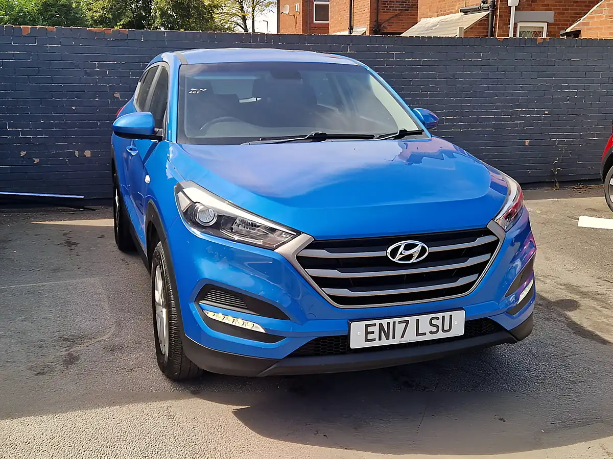 Used 2017 Hyundai Tucson Blue Drive S Blue - Interior and Exterior details 3