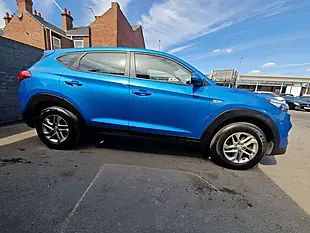 Used 2017 Hyundai Tucson Blue Drive S Blue - Interior and Exterior details 7