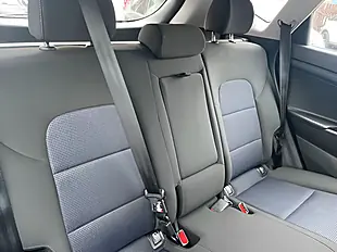 Used 2017 Hyundai Tucson Blue Drive Se Nav Silver - Interior and Exterior details 12