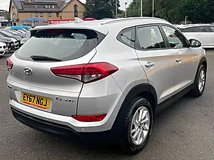 Used 2017 Hyundai Tucson Blue Drive Se Nav Silver - Interior and Exterior details 8