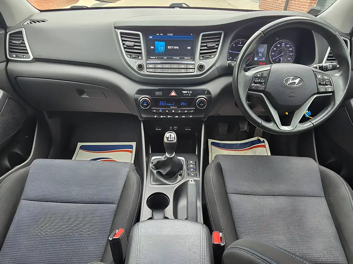 Used 2017 Hyundai Tucson Blue Drive Se Nav White - Interior and Exterior details 13