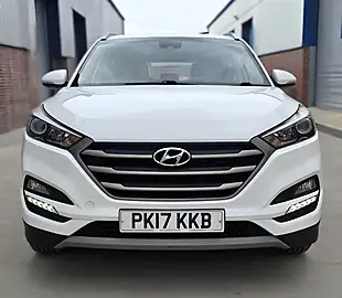 Used 2017 Hyundai Tucson Blue Drive Se Nav White - Interior and Exterior details 4