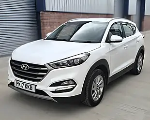 Used 2017 Hyundai Tucson Blue Drive Se Nav White - Interior and Exterior details 5