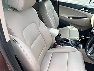Used 2017 Hyundai Tucson Premium Bronze - Interior and Exterior details 17