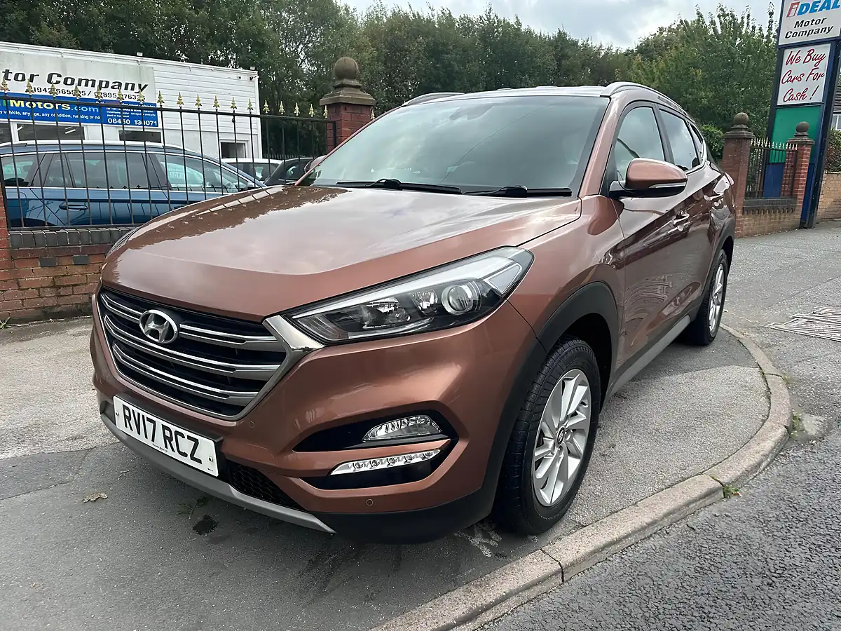 Used 2017 Hyundai Tucson Premium Bronze - Interior and Exterior details 2