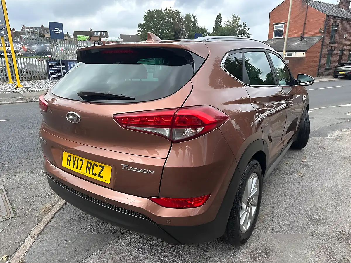 Used 2017 Hyundai Tucson Premium Bronze - Interior and Exterior details 3