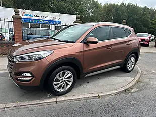 Used 2017 Hyundai Tucson Premium Bronze - Interior and Exterior details 7