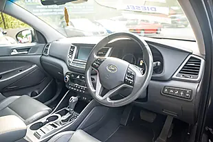 Used 2017 Hyundai Tucson Premium Micron Grey - Interior and Exterior details 11