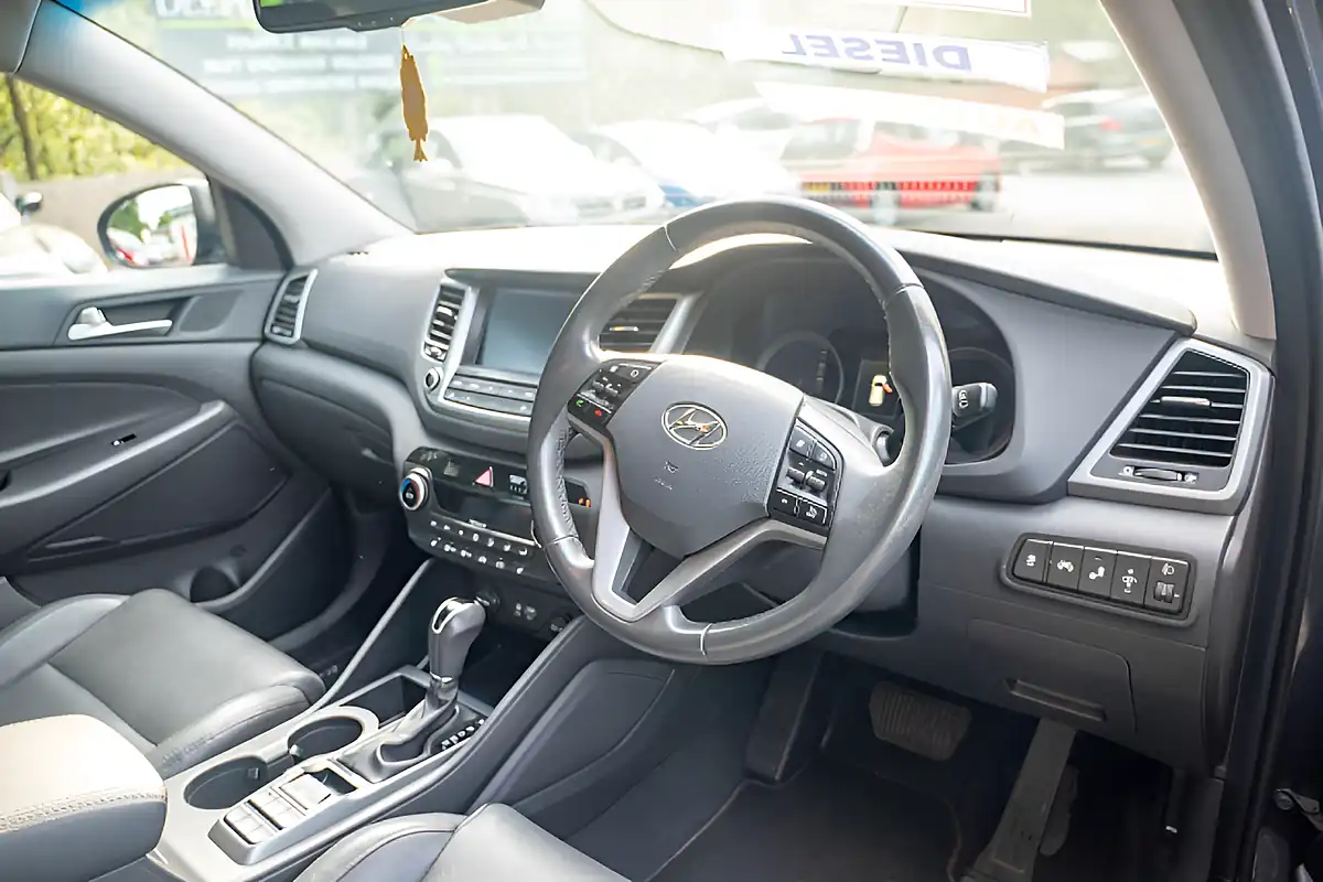 Used 2017 Hyundai Tucson Premium Micron Grey - Interior and Exterior details 11