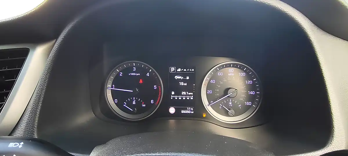 Used 2017 Hyundai Tucson Premium Micron Grey - Interior and Exterior details 15