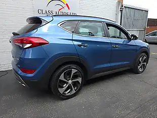 Used 2017 Hyundai Tucson Premium Se Blue - Interior and Exterior details 10