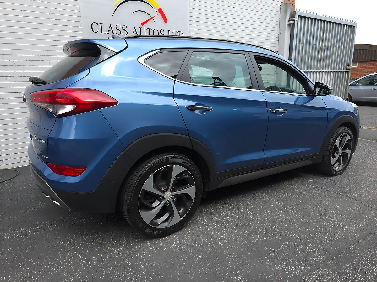 Used 2017 Hyundai Tucson Premium Se Blue - Interior and Exterior details 10