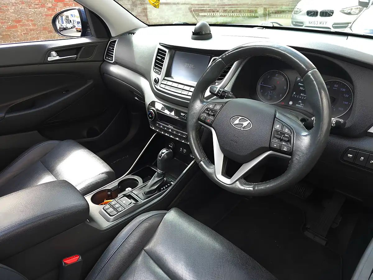 Used 2017 Hyundai Tucson Premium Se Blue - Interior and Exterior details 12