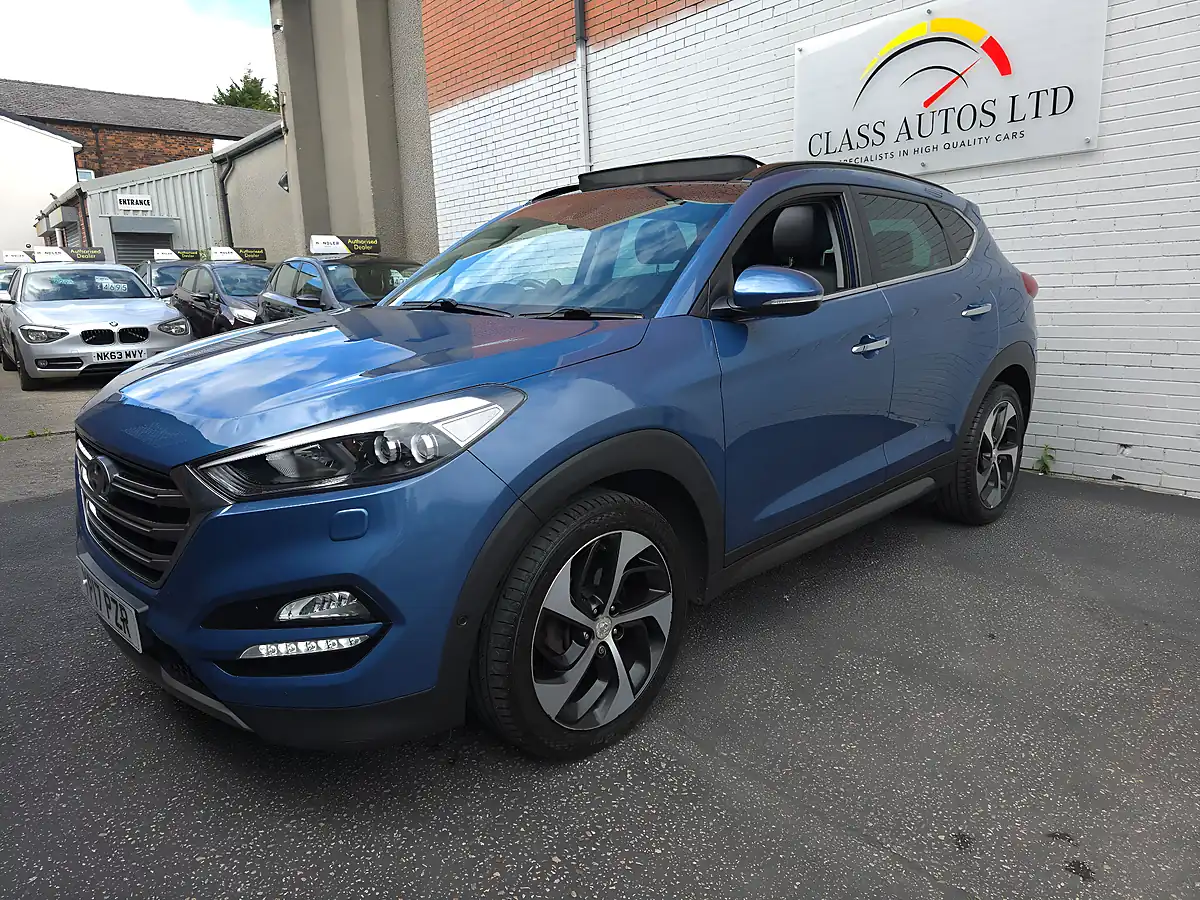 Used 2017 Hyundai Tucson Premium Se Blue - Interior and Exterior details 3