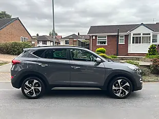 Used 2017 Hyundai Tucson Premium Se Grey - Interior and Exterior details 10