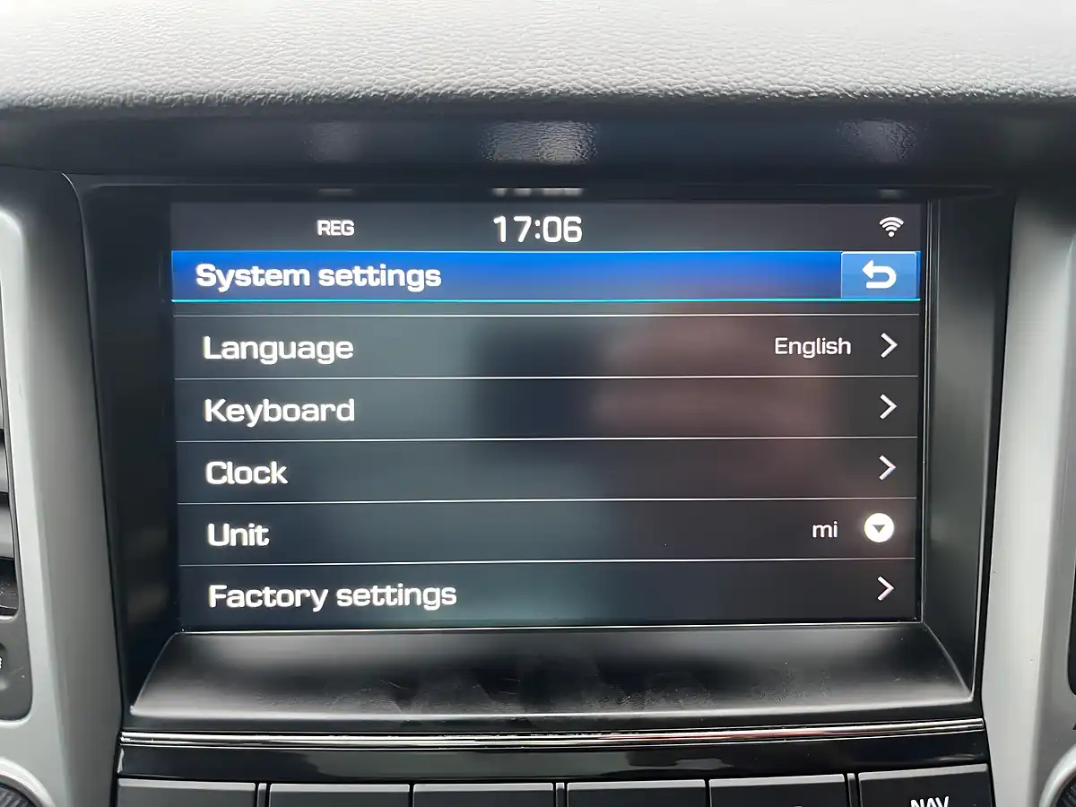 Used 2017 Hyundai Tucson Premium Se Grey - Interior and Exterior details 17