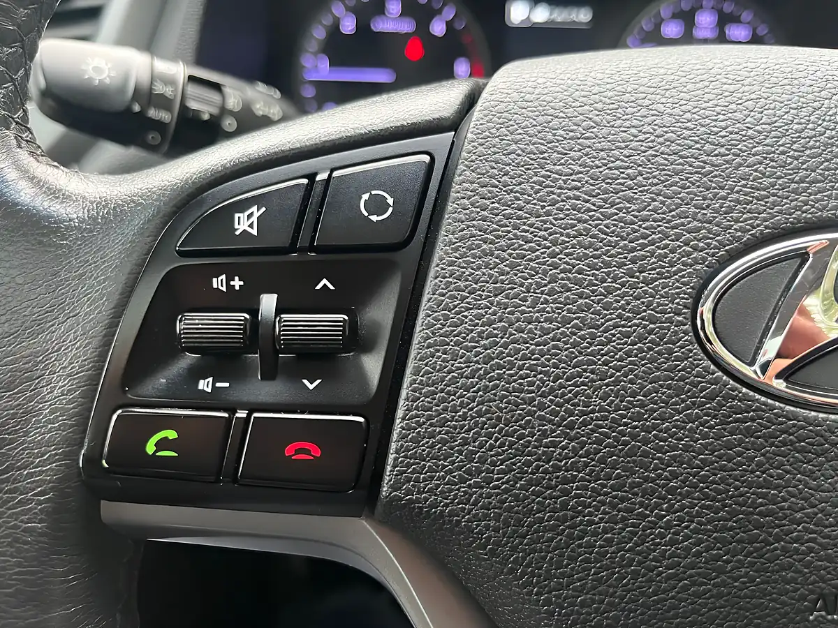 Used 2017 Hyundai Tucson Premium Se Grey - Interior and Exterior details 19