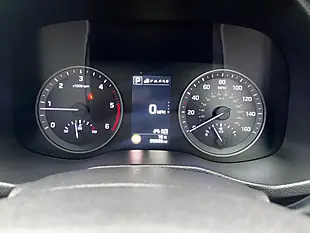 Used 2017 Hyundai Tucson Premium Se Grey - Interior and Exterior details 20