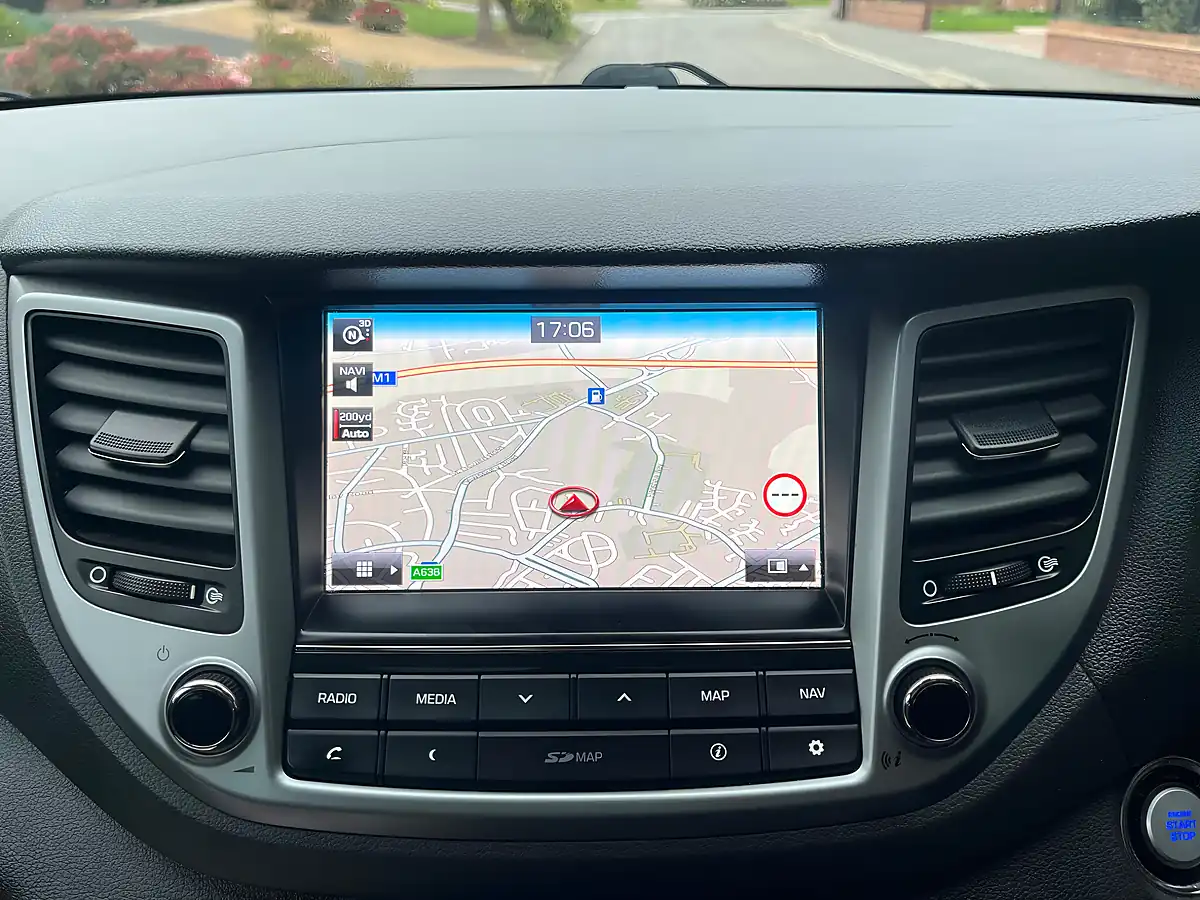 Used 2017 Hyundai Tucson Premium Se Grey - Interior and Exterior details 7