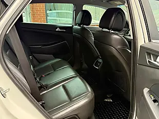 Used 2017 Hyundai Tucson Premium White - Interior and Exterior details 13